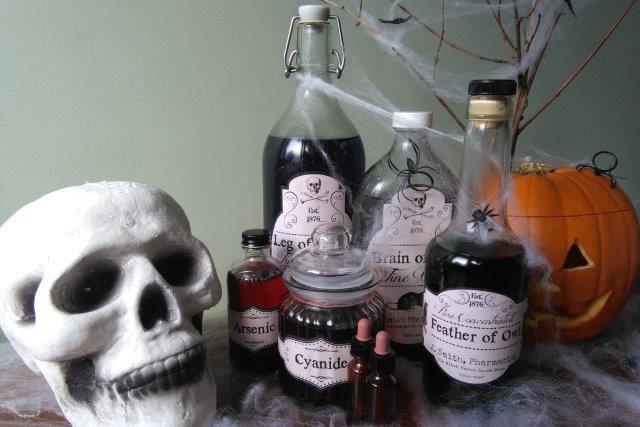 Hallowe'en Apothocary Display
