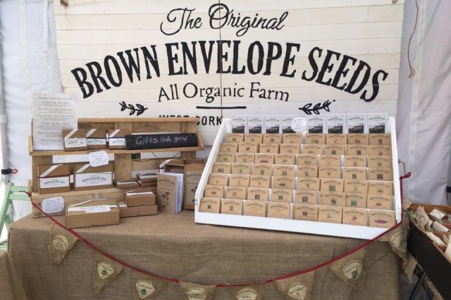 Brown Envelope Seeds