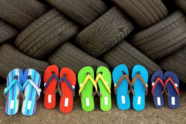 Flip Flops from recycled tyres